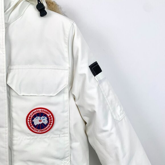 Canada Goose Expedition Series White Fur Hooded Down Jacket XS New With Dust Bag - Picture 8 of 9